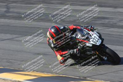 media/Mar-21-2025-CVMA Friday Practice (Fri) [[30cd4fe323]]/2-Racer 1/Session 2 (Bowl)/